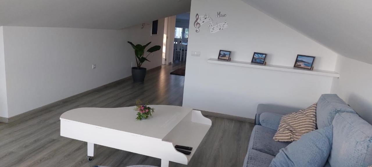 Atico Musical Appartement *